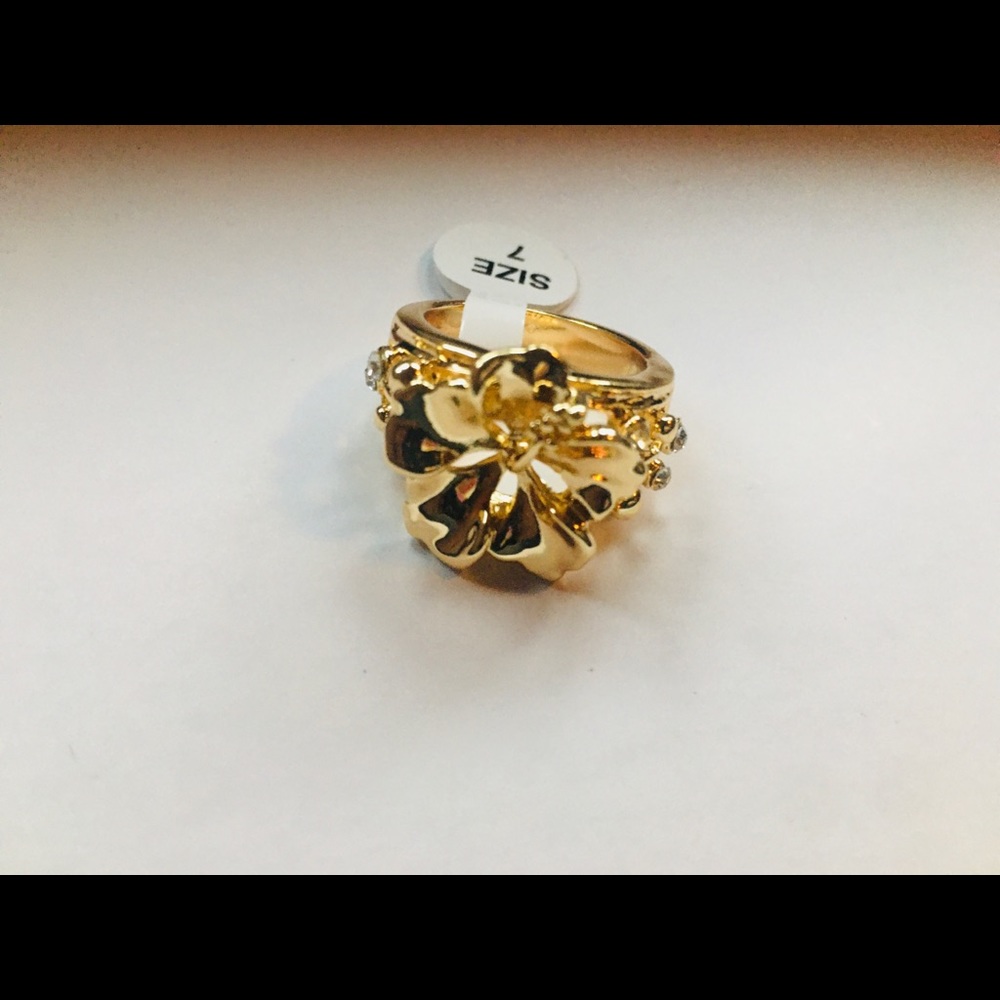 Women’s ring